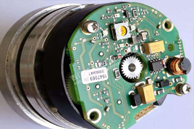 选择多圈绝对式编码器的重要性。 - 德国Hengstler(亨士乐)授权代理