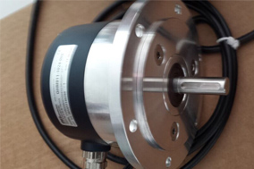 重载编码器在挖掘机系统控制中的重要性！ - 德国Hengstler(亨士乐)授权代理