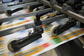 磁性旋转编码器确保印刷设备中同步滚轴的运动 - 德国Hengstler(亨士乐)授权代理