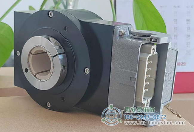 图为石油行业常用的亨士乐HSD35系列重载编码器照片