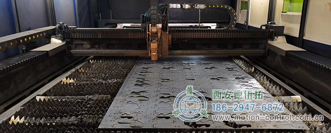 图为火切机实际工作照片